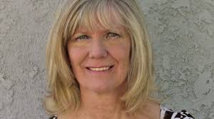 Ebell Club installs new leaders