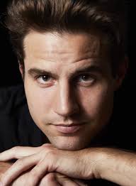 Martin Stark's Instagram, Twitter & Facebook