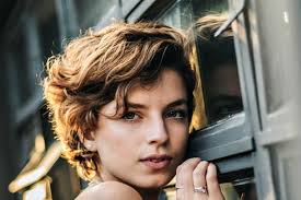 This haircut makes the crop haircut look less cute and more cool. Here Are The Smartest And Cutest Short Haircuts