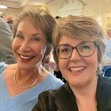 What an incredible night celebrating Mary Beth Roe! The hardest working,  kindest, classiest and most dedicated host I ever worked with. It was like  a class reunion, seeing so many QVC friends…all