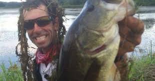 Outdoor Scene Sunday at 9 am