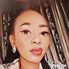 Via: @nataliainside 🖼️ @RatingArt 😳🔥 🎨 Artist: @lyubovnayaregina 📍 Tag  your LOVE 💙 @planet_by_art 😳 @planet19.11 🔥