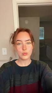 Linds 🥵🤑 (@lindsay.bear)