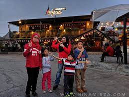 Restoran ini cukup sesuai untuk anda singgah untuk bersarapan. Asap Steamboat Tempat Makan Best Sedap Selangor
