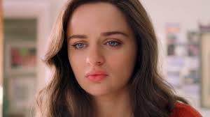 Super script, nice directing, great casting with robbie, the son. Why Elle From The Kissing Booth Looks So Familiar