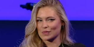 Wendy Troost's Instagram, Twitter & Facebook