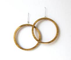 Wood Earrings Wood Hoop Earrings Minimalist Earrings Etsy In 2020 Wood Hoop Earrings Minimalist Earrings Etsy Nature Earrings