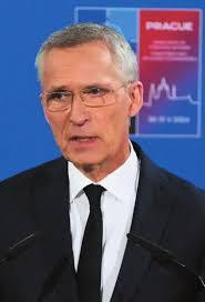 Ronald Antelo's Instagram, Twitter & Facebook