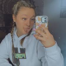 Bailey Holmes (baileyholmes360)