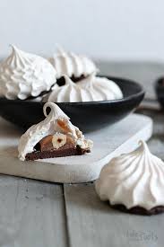 Great with a cup or coffee and look wonderful on a cookie tray! Toffifee Fairy Kisses Bake To The Roots