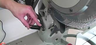 Posted by knightjustin on mar 02, 2011. How To Change The Blade On A Festool Kapex Compound Miter Saw Tools Equipment Wonderhowto