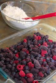Bisquick Blackberry Cobbler Recipe 4 Ingredient Berry Cobbler Recipe Recipe Berry Cobbler Recipes Berries Recipes Cobbler Recipes Easy