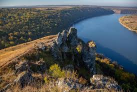 El paisaje de ucrania sigue siendo virgen, con muchos las montañas de los cárpatos, la península de crimea, el río dniéper, el mar negro y el mar de azov, ayudan a crear el paisaje único del país. 6 052 Paisajes De Ucrania Fotos Libres De Derechos Y Gratuitas De Dreamstime