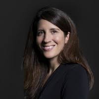 Sarah Crabb's Instagram, Twitter & Facebook