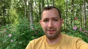 Summer reading of Eddie the...