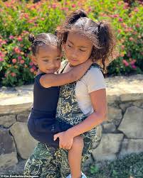 See more ideas about kim kardashian, kardashian, kim. Kim Kardashian S Daughter North West Has Been Invited To The Bob Ross Experience Aktuelle Boulevard Nachrichten Und Fotogalerien Zu Stars Sternchen