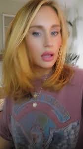 Serena Sullivan's Instagram, Twitter & Facebook