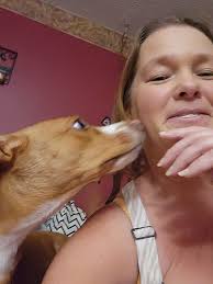 Hi everyone! Meet Sadie May. She is so friendly and loving 🐾💗