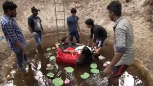 The couple entered marital bliss on january 17, 2001, at a private ceremony held in mumbai. Viral Wedding Video From Kerala Dumbfounds Even Bbc Kerala General Kerala Kaumudi Online