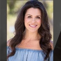 Julie Skinner's Instagram, Twitter & Facebook