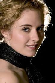 Catherine Schweitzer, Soprano.