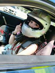 女星聊愛車 美女賽車手什麼車都愛安小蕎 車子是靈魂伴侶 steering wheel wheel vehicles