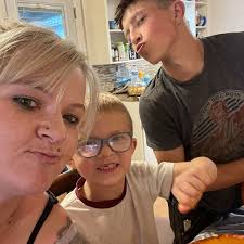 Hair Salon Professionals in Lakeside, OR