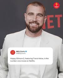 Kareem Hunt will be the Chiefs starting RB tonight, per Matt Derrick.