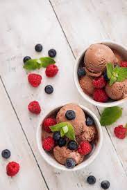 Page 12 | White Chocolate Raspberry Images - Free Download on Freepik