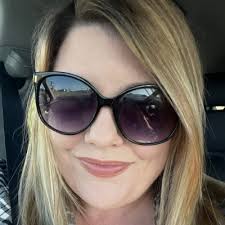 Emily Pittman (@emariepittman)