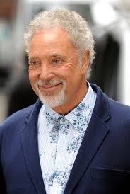 Does my music sing in your heart ❤️ If it does, can you send me a HI  message privately ❤️ I love you ❤️ specially