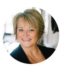 Tammy Landers's Instagram, Twitter & Facebook