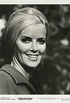 Barbara Hewitt's Instagram, Twitter & Facebook