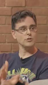 AÍ QUI DILIÇA 😋 Aprenda a como falar igual ao Mickey neste vídeo! 😳📖  Mestre Guilherme Briggs #shorts