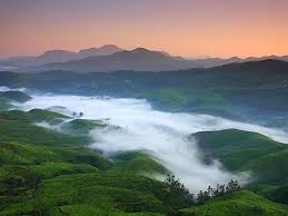 My first set from day 1 was so bad from the rain, i had water spots all over my lens in every shot. Best 15 Coolest Places In Kerala Visit During Summer In Kerala India Tourism