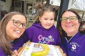 Halie Foster's Instagram, Twitter & Facebook