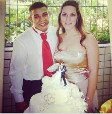 After his win, dee went to the ring to embrace conor and celebrate his victory. Jose Aldo S Wife Vivianne Aldo Family Bio