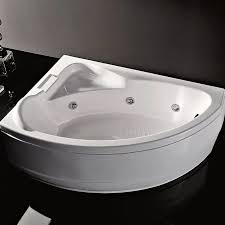 Vasca da bagno rettangolare in solid surface. Vasca Da Bagno D Angolo Syria Gruppo Treesse Idromassaggio In Acrilico Bianca