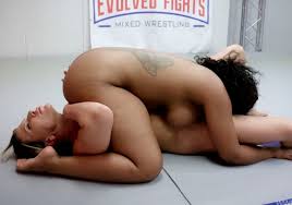 Ariel X's powerful performance at Evolved Fight Lez