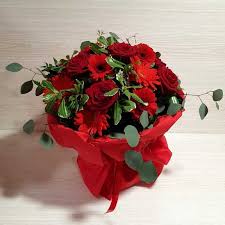 Bouquet immagini fiori per whatsapp. Bouquet Fiori Rossi Per Laurea Consegna A Domicilio