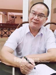 Tác giả được trao giải thưởng Tân Trào