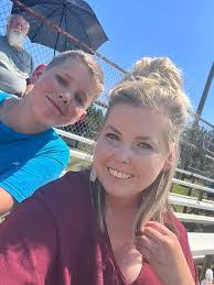 Vicky Busby's Instagram, Twitter & Facebook