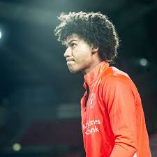 This is the national team page of fc midtjylland player jens cajuste. Gladbach Ein Auge Auf Cajuste