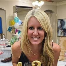 Tara Bullard's Instagram, Twitter & Facebook