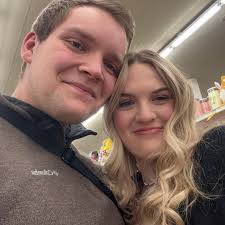 What apartments are available in Idaho Falls for a couple?