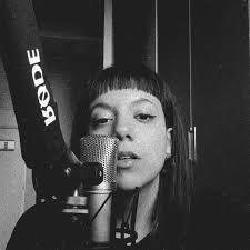 Hace un mes salió "A dónde iré?" ❤️, @bernikamusica ft @al_luz_oficial, Una  canción que surge desde el más profundo miedo a la muerte, para enfrentarlo  desde la música y el diálogo ✨️, Agradecida de ...