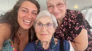 Great places to see drive thru lights for Christmas?