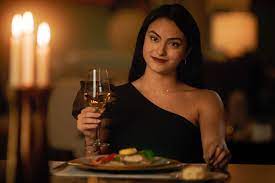 Is riverdale an actual town? Riverdale Season 5 Episode 4 Recap The Series Jumps Seven Years Into The Future Ew Com