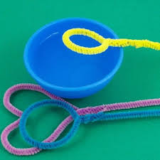 Liquido Casero Para Burbujas Guia De Manualidades Manualidades Liquido Para Burbujas Burbujas