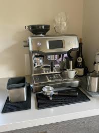 It is also capable of purging the steam wand in each fill, which can come in handy. The Oracle Touch Espresso Machine Sage